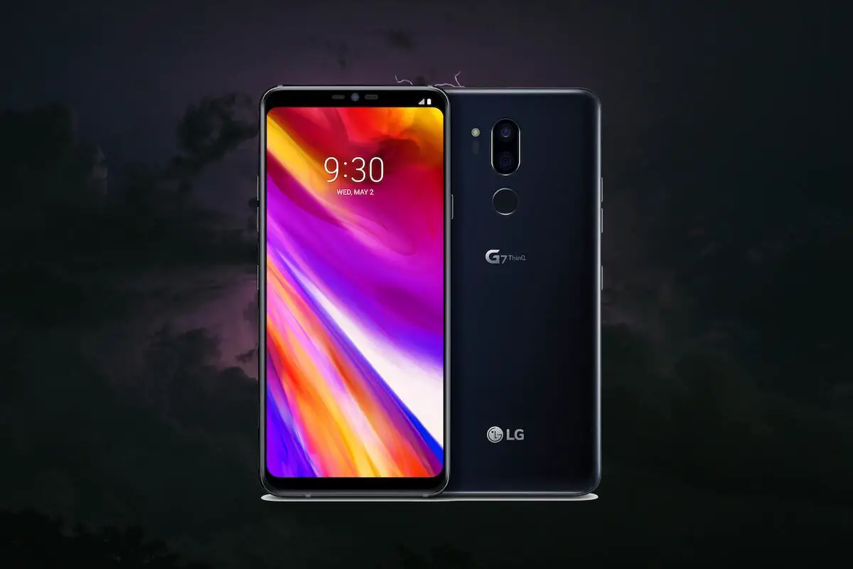 LG G7 ThinQ with Thunder Background