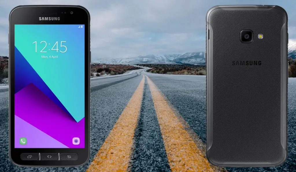 Samsung Galaxy Xcover 4 with Road Background