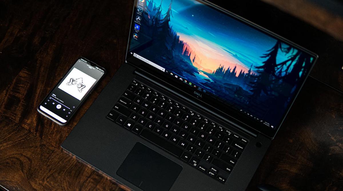 Windows Laptop with OnePlus 6T