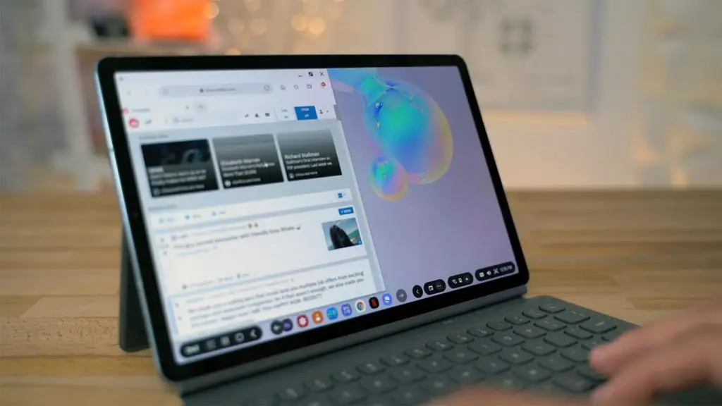 Samsung Galaxy Tab S6 Dex mode on the Table