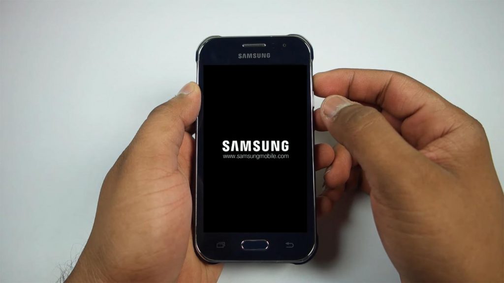 Samsung Galaxy J1 Ace Boot Screen