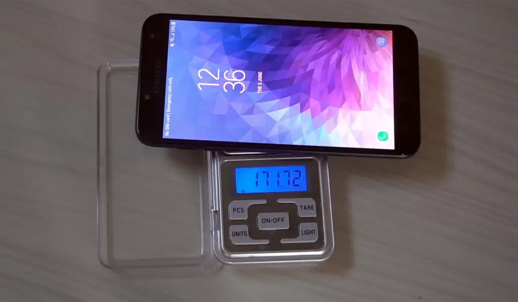 Samsung Galaxy J4 Weight Measurement