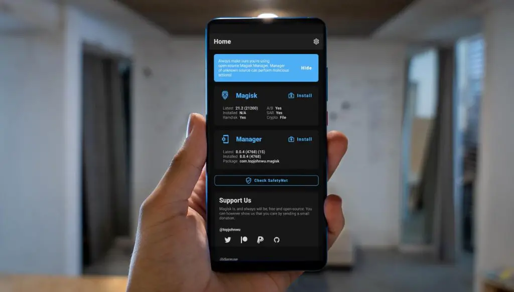 Magisk 21.2.zip and Magisk Manager 8.0.4 in Android mobile