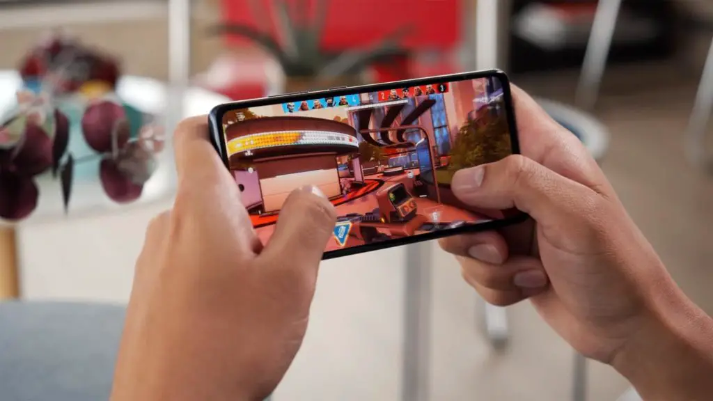 Samsung Galaxy S20 FE Snapdragon Processor Gaming