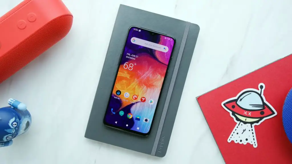 OnePlus 7T Unlocked Home Screen