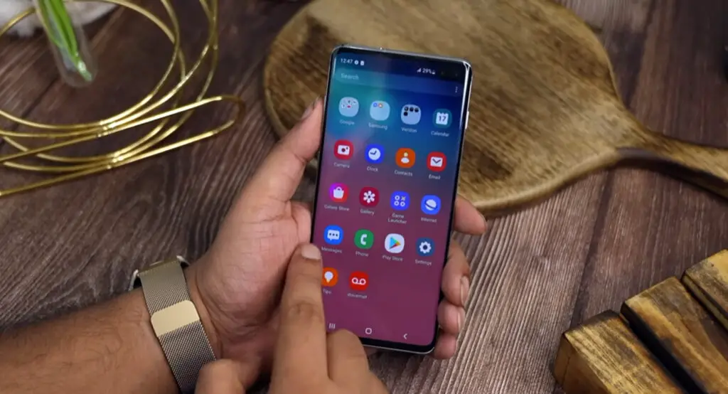 samsung galaxy s10 plus apps menu in single hand