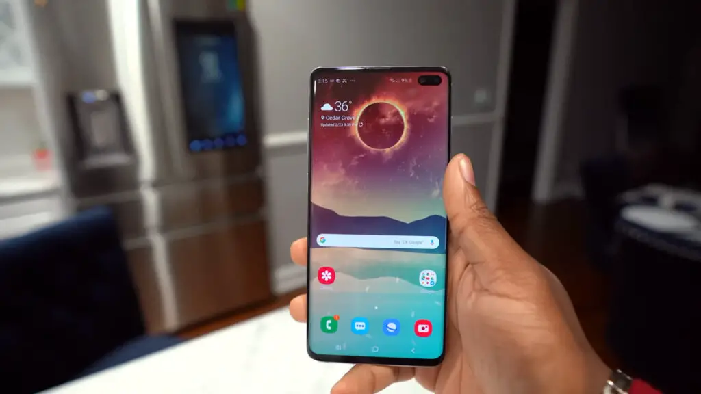 samsung galaxy s10 plus indoor