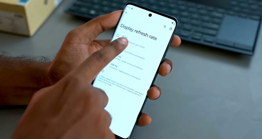 Motorola Edge 40 Neo Hgh Refresh Rate Settings