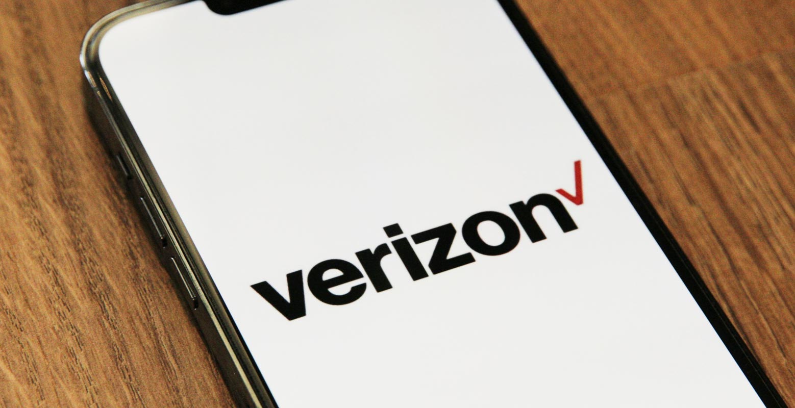 Massive Verizon Outage Paralyzes Millions